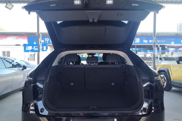 Used XPeng G6 2025 625 Long-Range Max Tech Edition Trunk