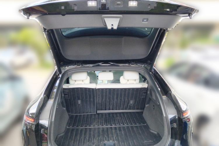 Used XPeng G6 2025 625 Long-Range Max Tech Edition Trunk