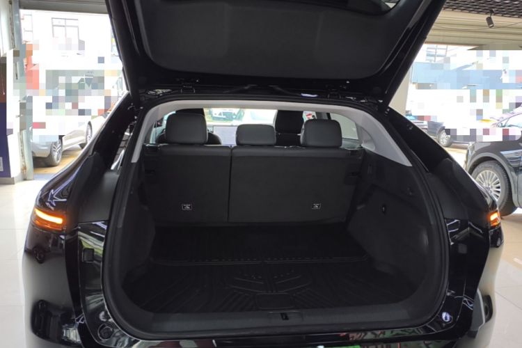 Used XPeng G6 2025 625 Long-Range Max Tech Edition Trunk