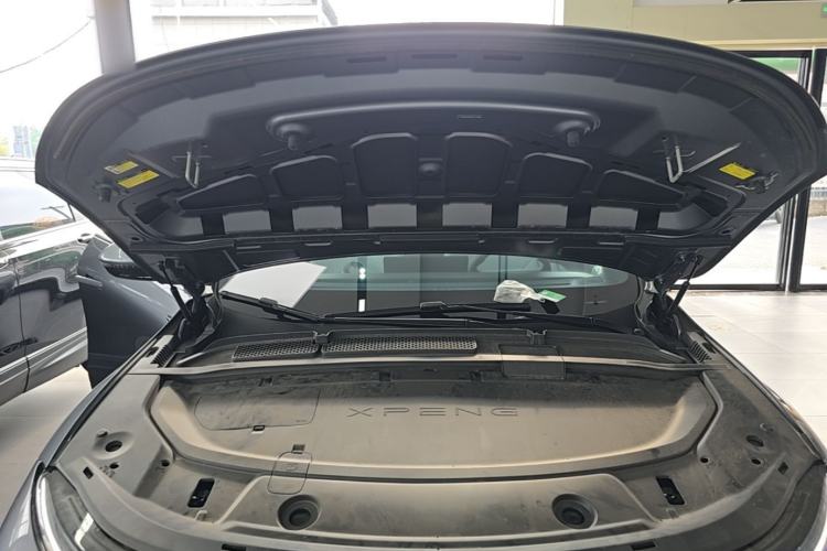 Used XPeng G6 2025 625 Long-Range Max Flagship Edition Engine Bay