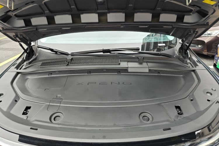 Used XPeng G6 2025 625 Long-Range Max Tech Edition Engine Bay