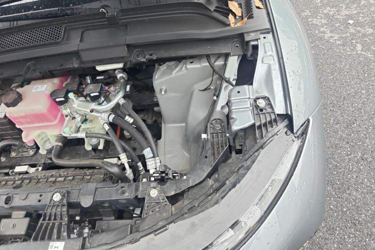 Used XPeng G6 2025 625 Long-Range Max Tech Edition Engine Bay Left