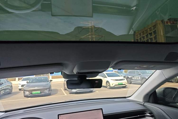 Used XPeng G6 2025 625 Long-Range Max Flagship Edition Headliner