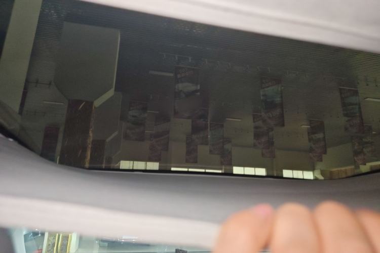 Used XPeng G6 2025 625 Long-Range Max Tech Edition Headliner