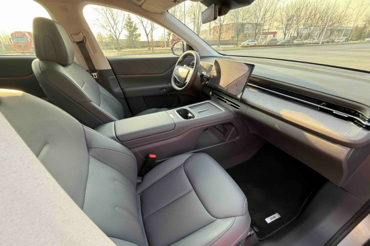 Used XPeng G6 2025 625 Long-Range Max Flagship Edition Interior 12
