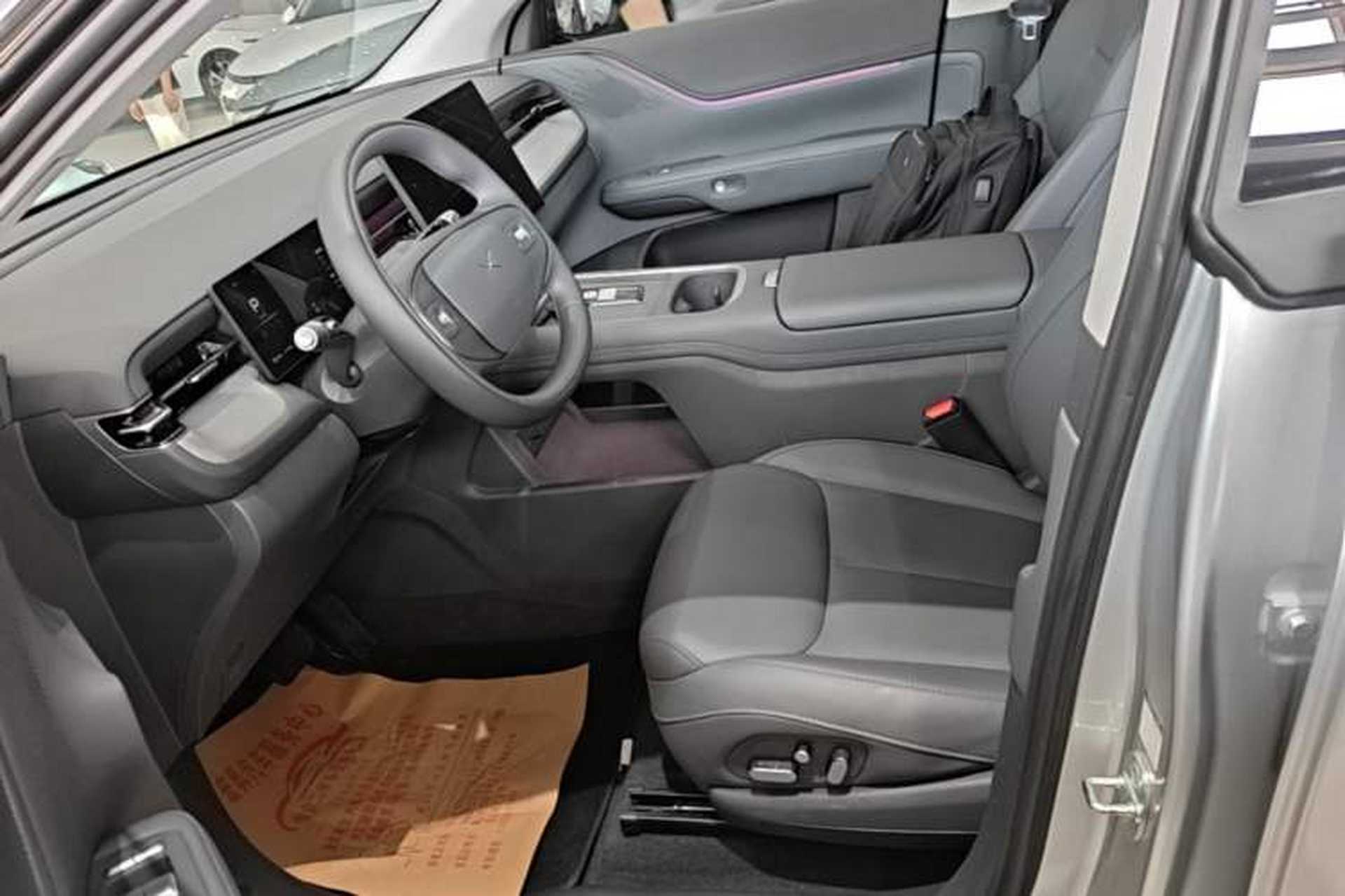 Used XPeng G6 2025 625 Long-Range Max Flagship Edition Left Front Seat