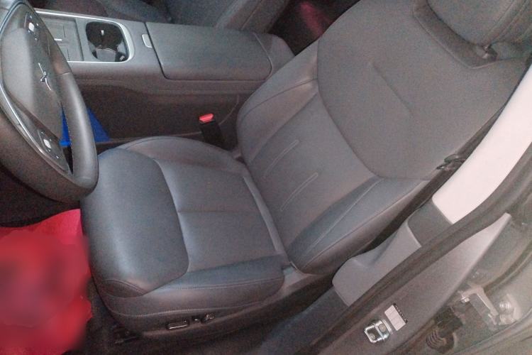 Used XPeng G6 2025 625 Long-Range Max Flagship Edition Left Front Seat