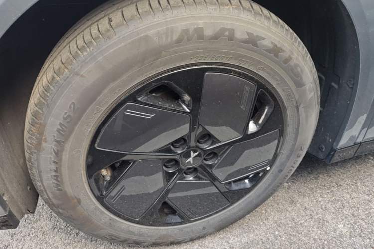 Used XPeng G6 2025 625 Long-Range Max Flagship Edition Left Front Wheel Hub