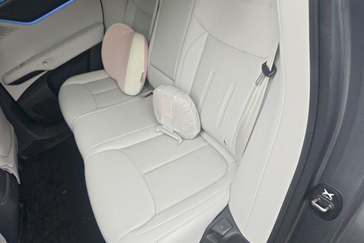 Used XPeng G6 2025 625 Long-Range Max Tech Edition Left Rear Seat