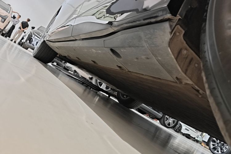 Used XPeng G6 2025 625 Long-Range Max Flagship Edition Left Side Sill