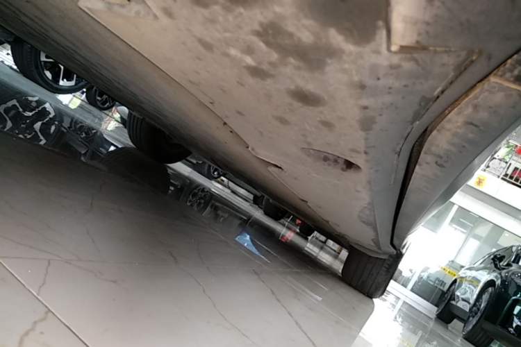 Used XPeng G6 2025 625 Long-Range Max Tech Edition Left Side Sill