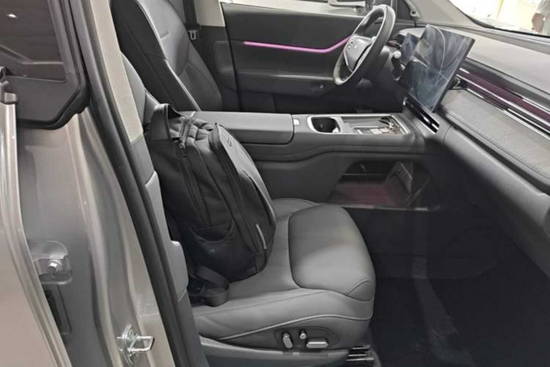 Used XPeng G6 2025 625 Long-Range Max Flagship Edition Right Front Seat