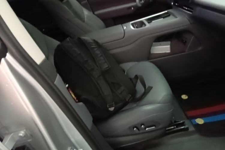 Used XPeng G6 2025 625 Long-Range Max Flagship Edition Right Front Seat