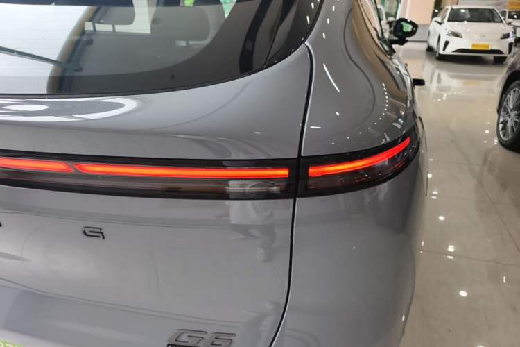 Used XPeng G6 2025 625 Long-Range Max Flagship Edition Right Rear Taillight