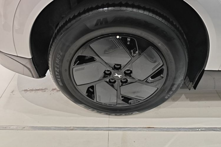 Used XPeng G6 2025 625 Long-Range Max Flagship Edition Right Rear Wheel Hub
