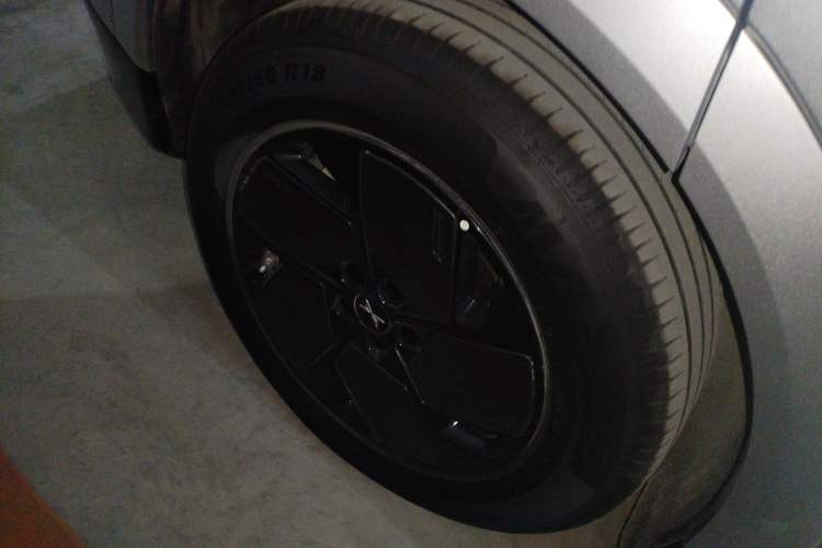 Used XPeng G6 2025 625 Long-Range Max Flagship Edition Right Rear Wheel Hub