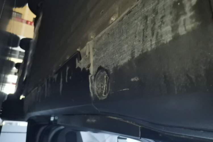 Used XPeng G6 2025 625 Long-Range Max Tech Edition Right Side Sill