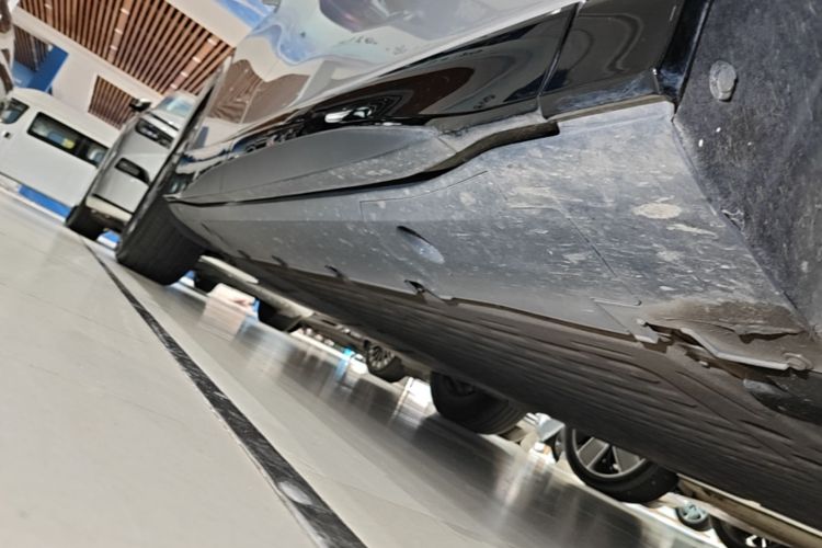 Used XPeng G6 2025 625 Long-Range Max Flagship Edition Right Side Sill