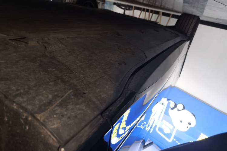 Used XPeng G6 2025 625 Long-Range Max Flagship Edition Right Side Sill