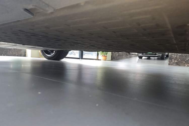 Used XPeng G6 2025 625 Long-Range Max Flagship Edition Right Side Sill