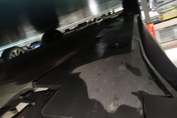 Used XPeng G6 2025 625 Long-Range Max Flagship Edition Right Side Sill