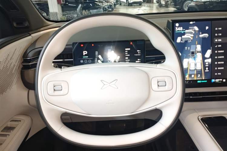 Used XPeng G6 2025 625 Long-Range Max Tech Edition Steering Wheel