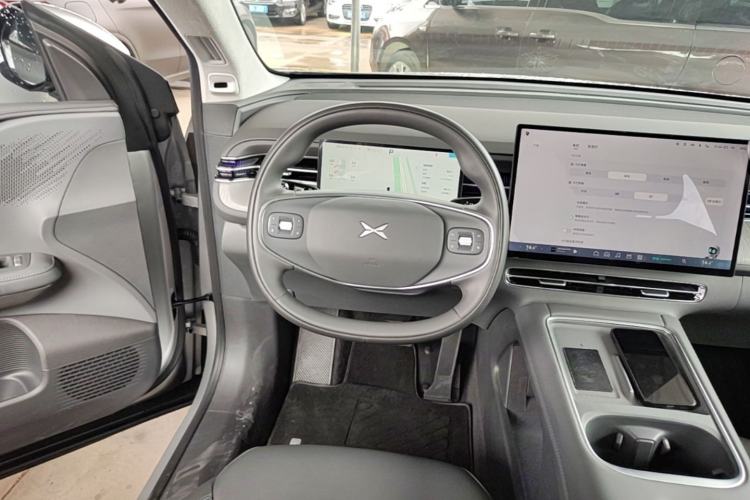 Used XPeng G6 2025 625 Long-Range Max Flagship Edition Steering Wheel