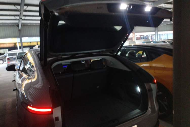Used XPeng G6 2025 625 Long-Range Max Flagship Edition Trunk