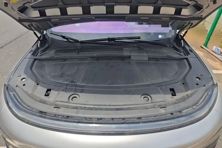 Used XPeng G6 2025 625 Long-Range Max Flagship Edition Engine Bay