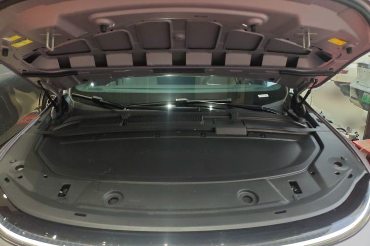 Used XPeng G6 2025 625 Long-Range Max Flagship Edition Engine Bay