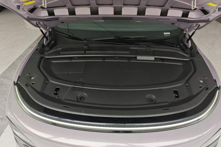 Used XPeng G6 2025 625 Long-Range Max Flagship Edition Engine Bay