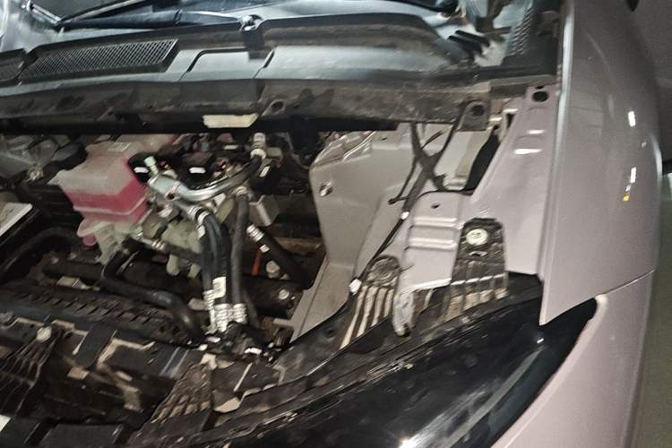 Used XPeng G6 2025 625 Long-Range Max Tech Edition Engine Bay Left