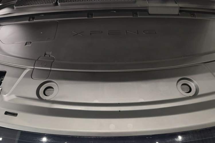 Used XPeng G6 2025 625 Long-Range Max Flagship Edition Engine Bay