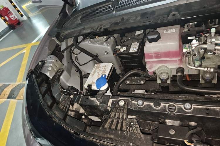 Used XPeng G6 2025 625 Long-Range Max Tech Edition Engine Bay Right