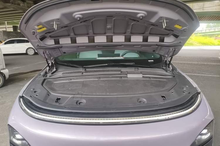 Used XPeng G6 2025 625 Long-Range Max Flagship Edition Engine Bay