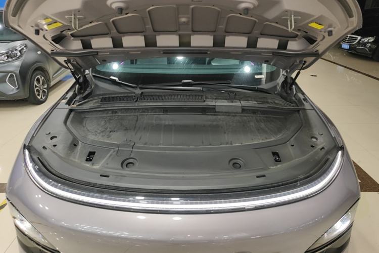 Used XPeng G6 2025 625 Long-Range Max Flagship Edition Engine Bay