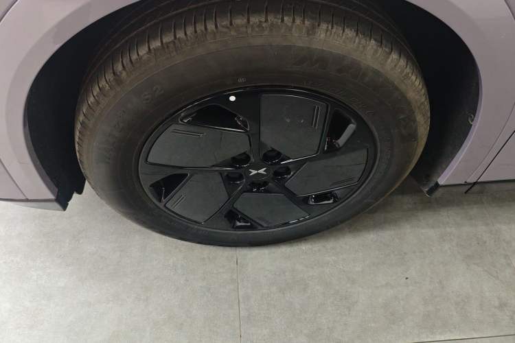 Used XPeng G6 2025 625 Long-Range Max Flagship Edition Exterior 7