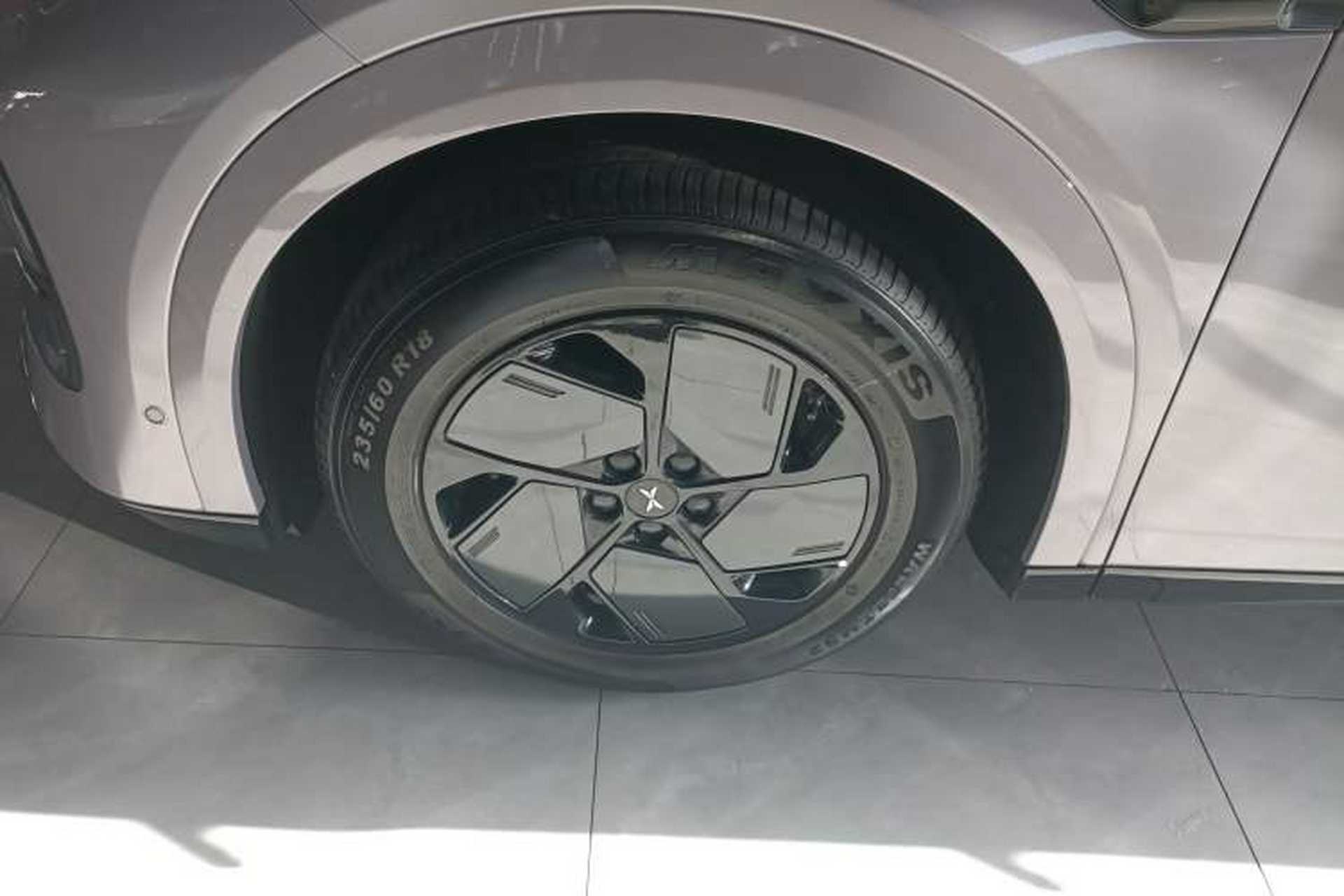 Used XPeng G6 2025 625 Long-Range Max Flagship Edition Exterior 7