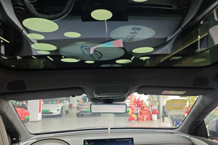 Used XPeng G6 2025 625 Long-Range Max Flagship Edition Headliner