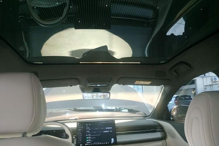 Used XPeng G6 2025 625 Long-Range Max Flagship Edition Headliner