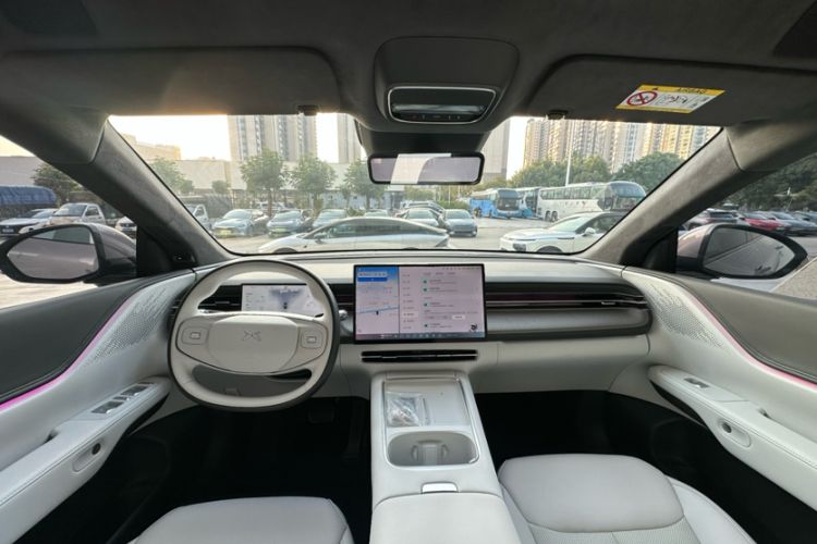 Used XPeng G6 2025 625 Long-Range Max Flagship Edition Interior 3