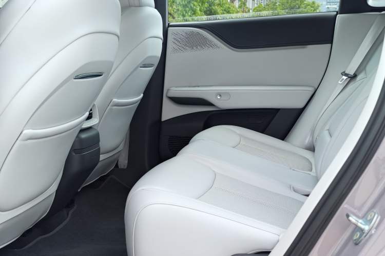 Used XPeng G6 2025 625 Long-Range Max Flagship Edition Interior 3