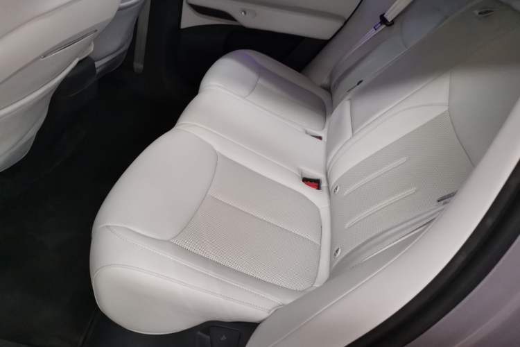 Used XPeng G6 2025 625 Long-Range Max Flagship Edition Interior 4