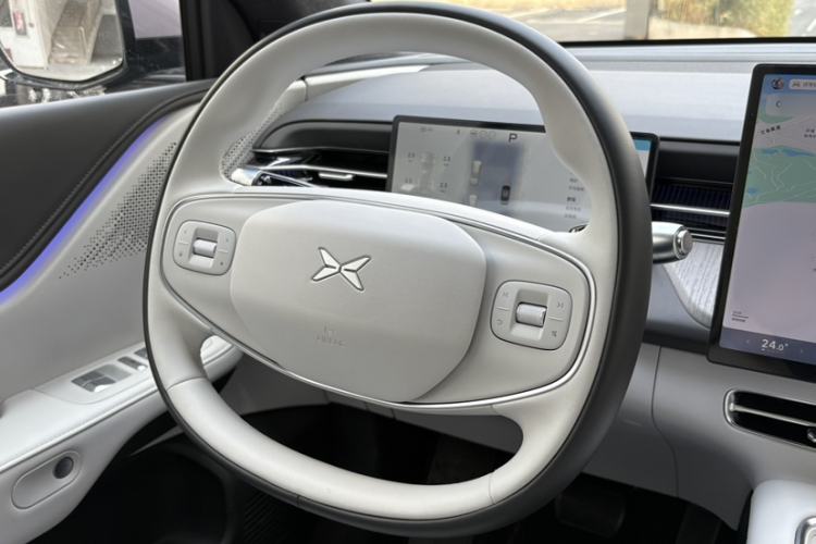 Used XPeng G6 2025 625 Long-Range Max Flagship Edition Interior 6