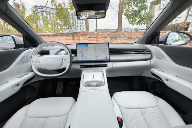 Used XPeng G6 2025 625 Long-Range Max Flagship Edition Interior 7