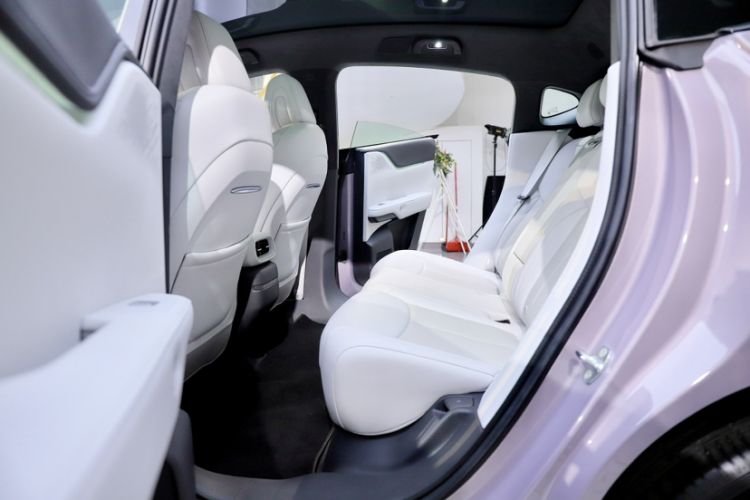Used XPeng G6 2025 625 Long-Range Max Flagship Edition Interior 9