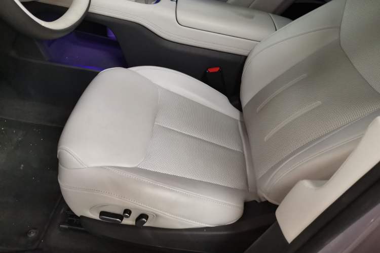 Used XPeng G6 2025 625 Long-Range Max Flagship Edition Left Front Seat