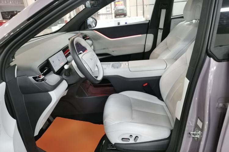 Used XPeng G6 2025 625 Long-Range Max Flagship Edition Left Front Seat