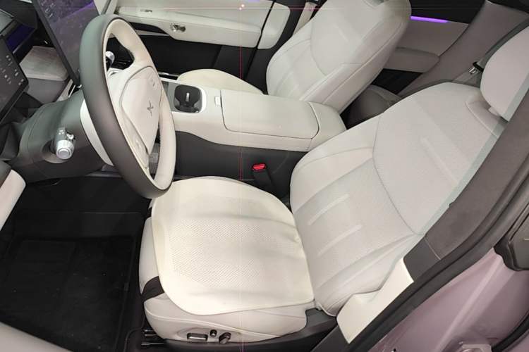 Used XPeng G6 2025 625 Long-Range Max Flagship Edition Left Front Seat