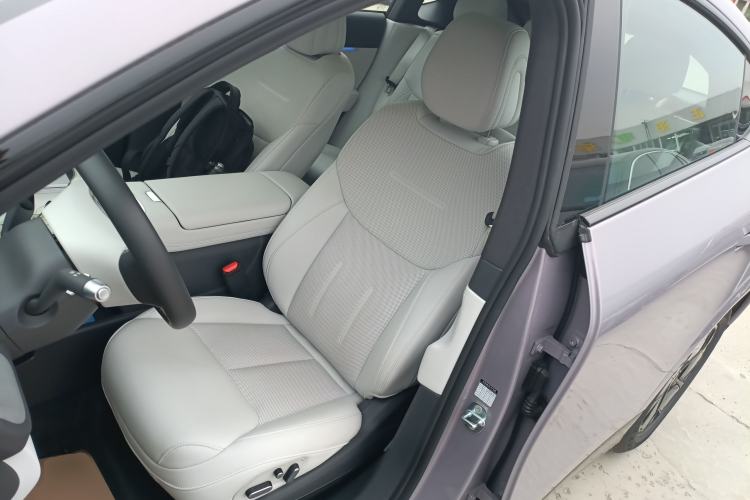 Used XPeng G6 2025 625 Long-Range Max Flagship Edition Left Front Seat